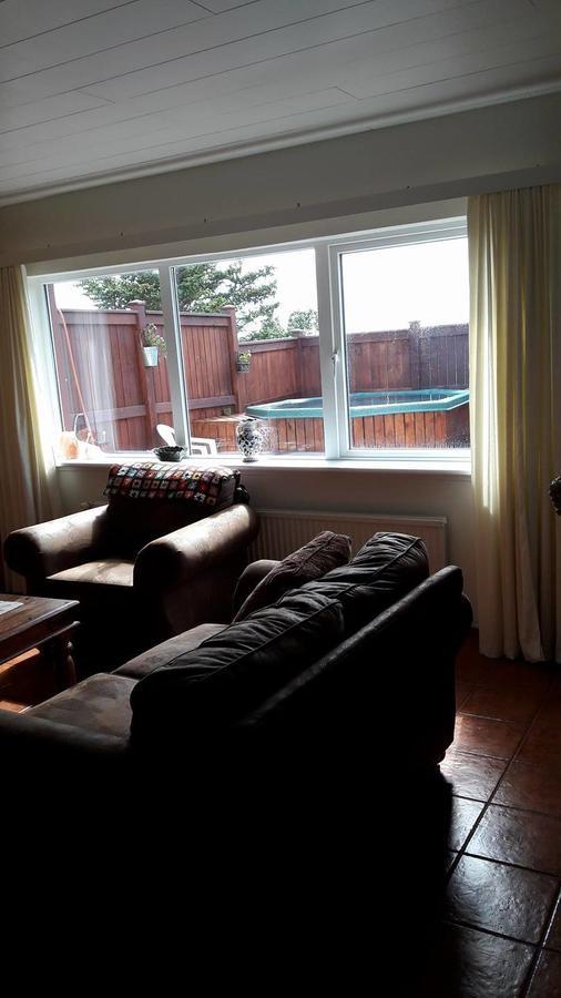 Glaesibaer Bed & Breakfast Reynistadur Luaran gambar